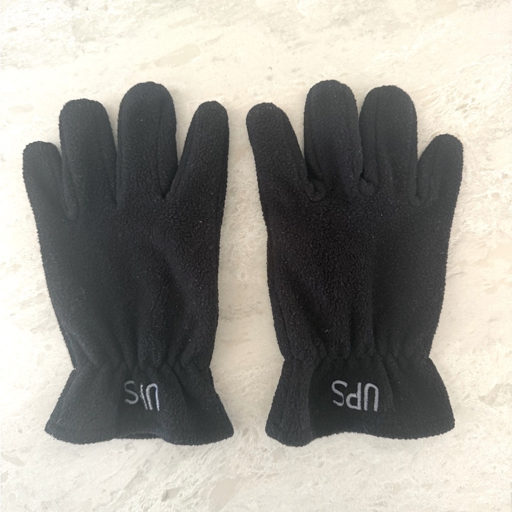 Fleece gloves by UPS. Black with gray UPS stitching